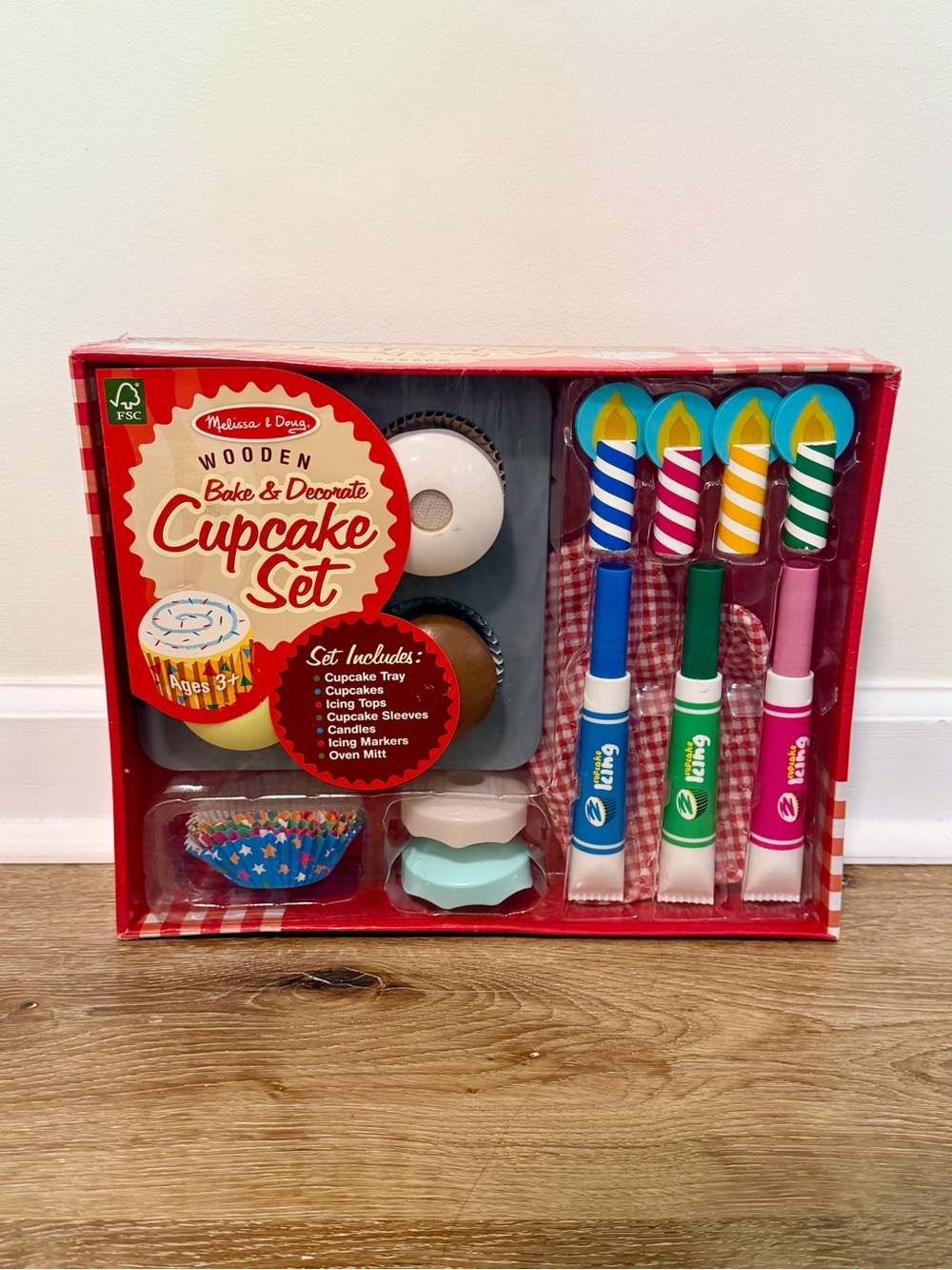 Melissa & Doug Red Multicolor Wooden Cupcake Bake & Decorate Set